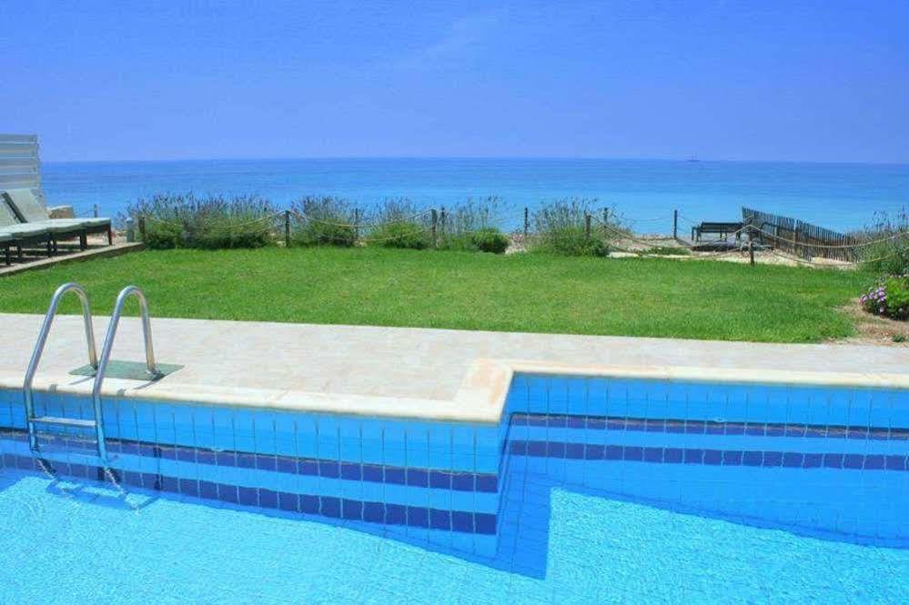 Hotel Blue Coral Pafos